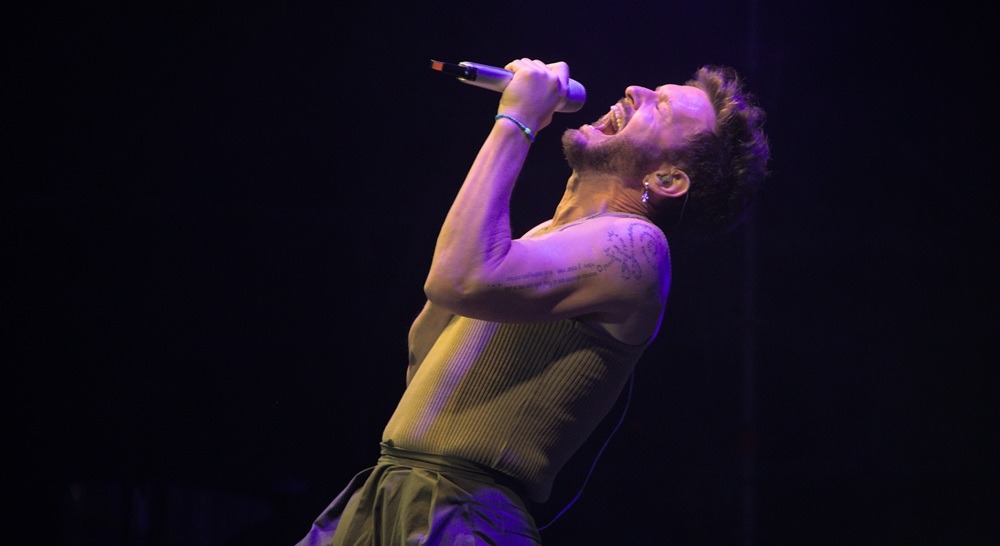 AXEL EN EL ESTADIO DE LA COSTA: UNA NOCHE DE EMOCIONES COMPARTIDAS