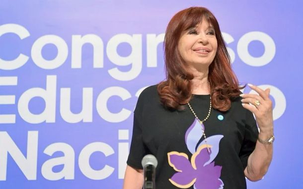 CRISTINA KIRCHNER REAPARECE EN PÚBLICO EL 25 DE MAYO EN CABA post thumbnail image
