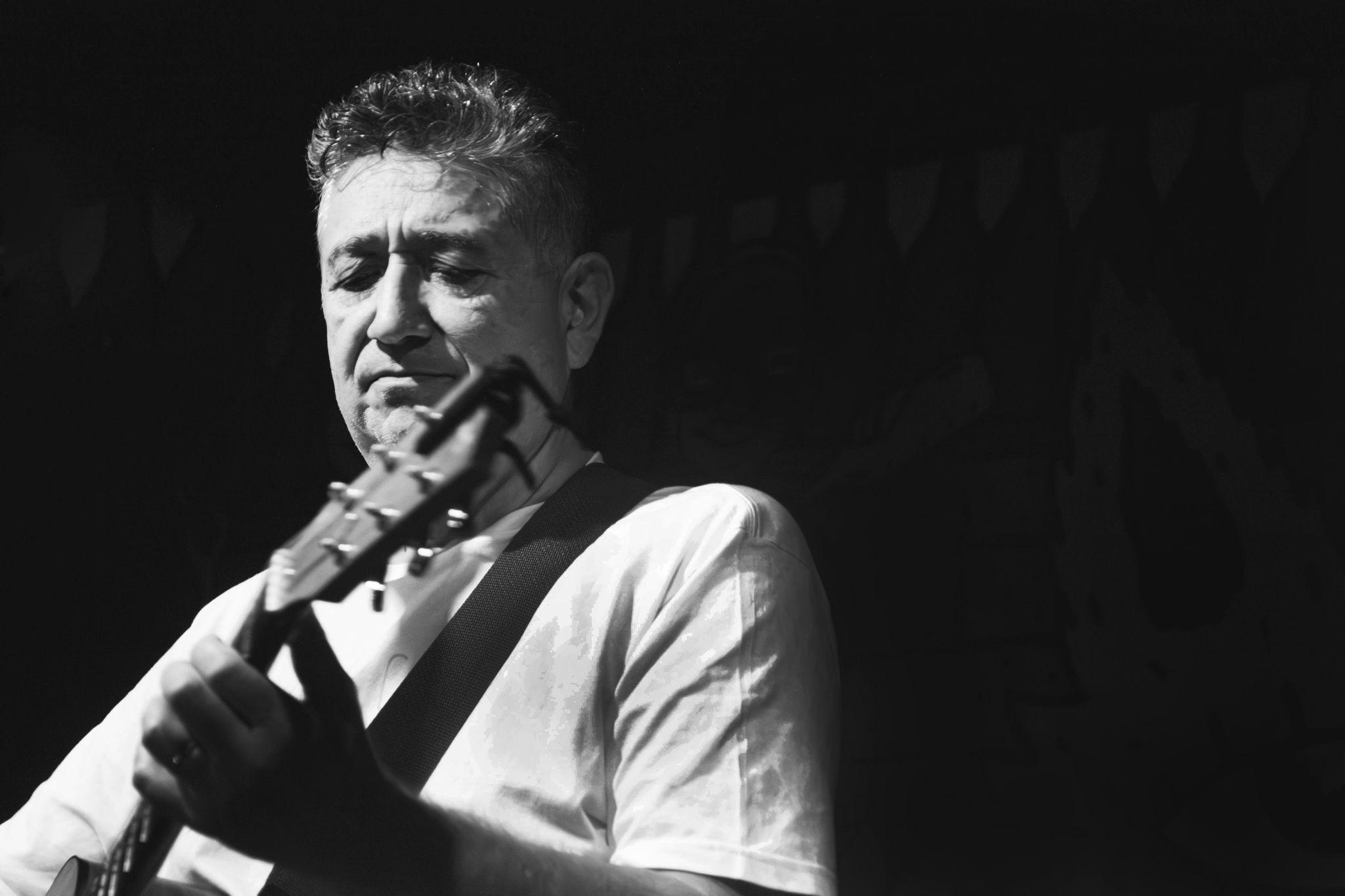 GUILLE ABBUD Y LOS ANALISTAS EN CÓDIGO DE ROCK