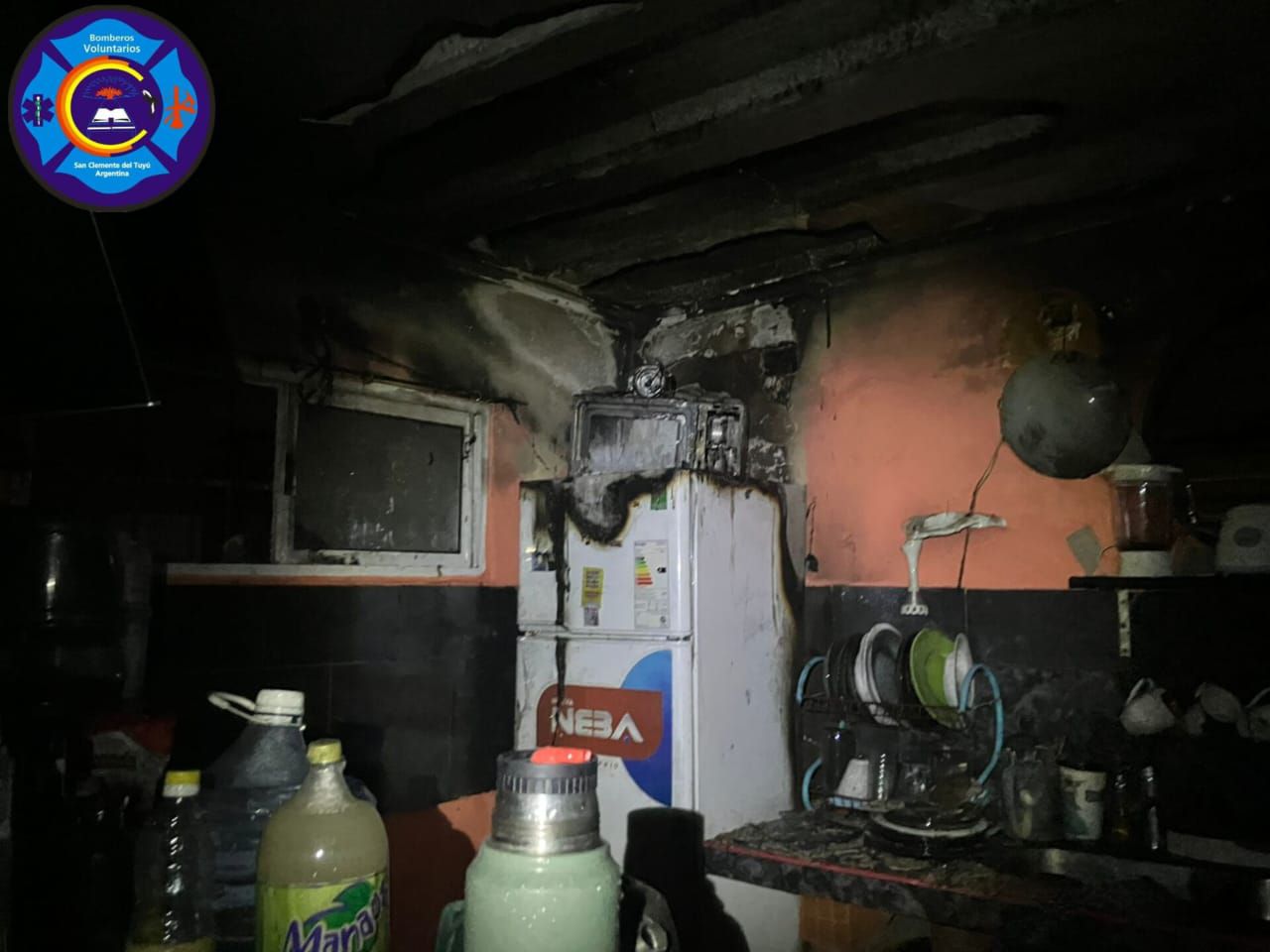 PRINCIPIO DE INCENDIO EN UNA VIVIENDA DE SAN CLEMENTE FUE CONTROLADO ESTA MADRUGADA POR LOS BOMBEROS