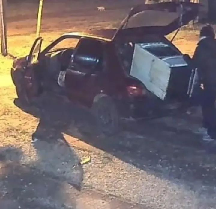 DESVALIJARON UN DÚPLEX Y FUERON DETENIDOS