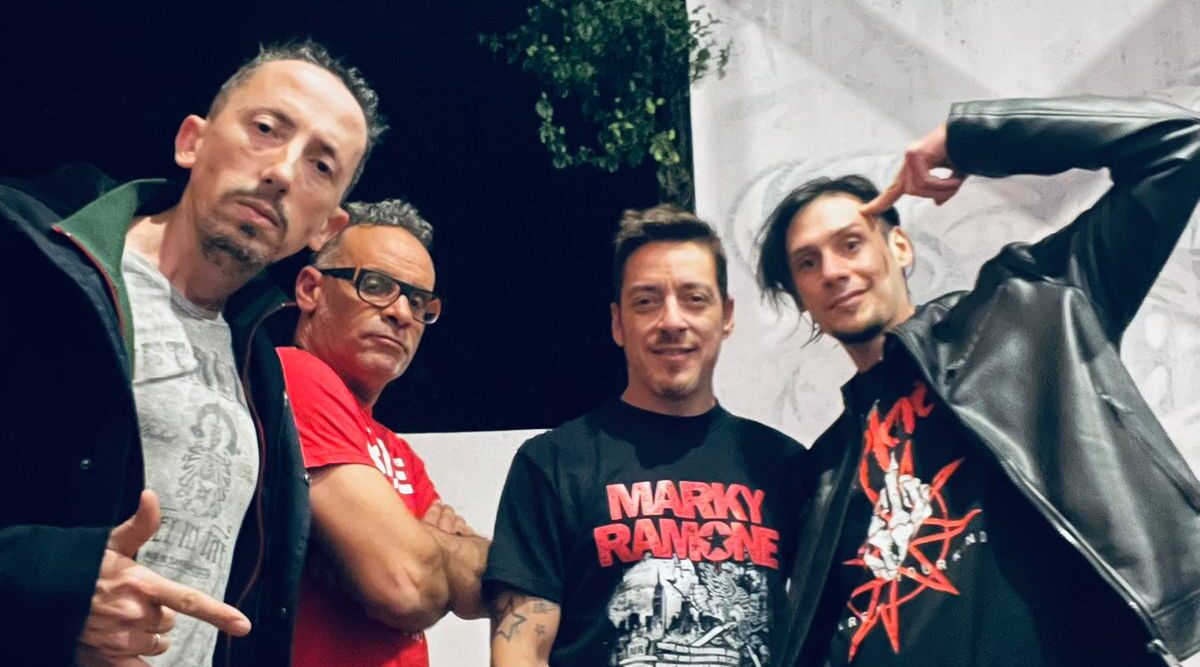 GASTÓN DE MADRE NOCHE EN CÓDIGO DE ROCK