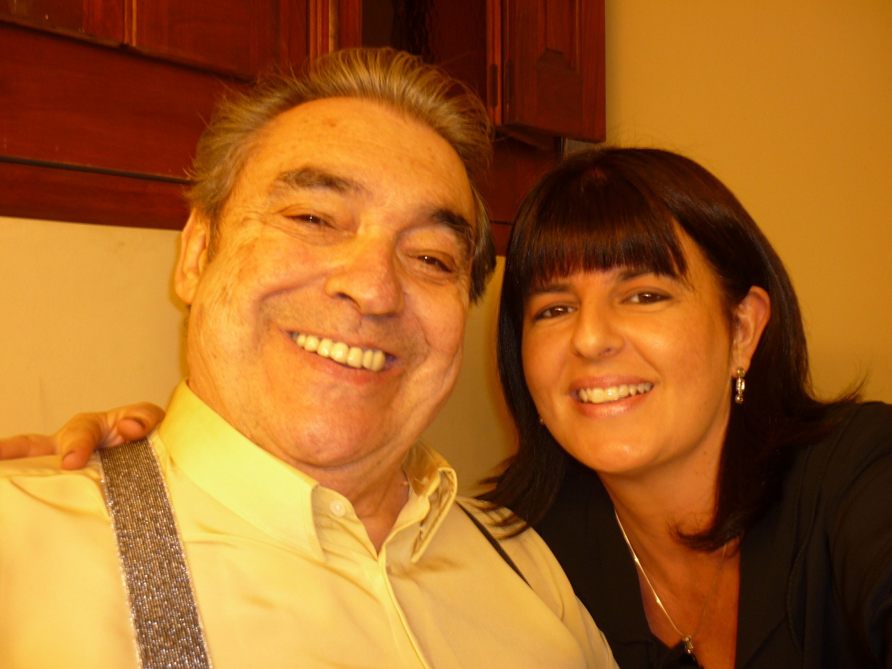 LAURA ETCHEVERRY, AUTORA DE “ALBERTO CORTEZ, LA VIDA”, EN CÓDIGO DE ROCK