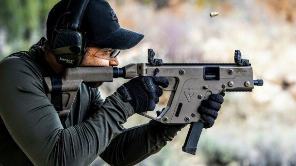 EL GOBIERNO HABILITÓ A CIVILES A COMPRAR ARMAS SEMIAUTOMÁTICAS, CARABINAS Y SUBAMETRALLADORAS DE ASALTO