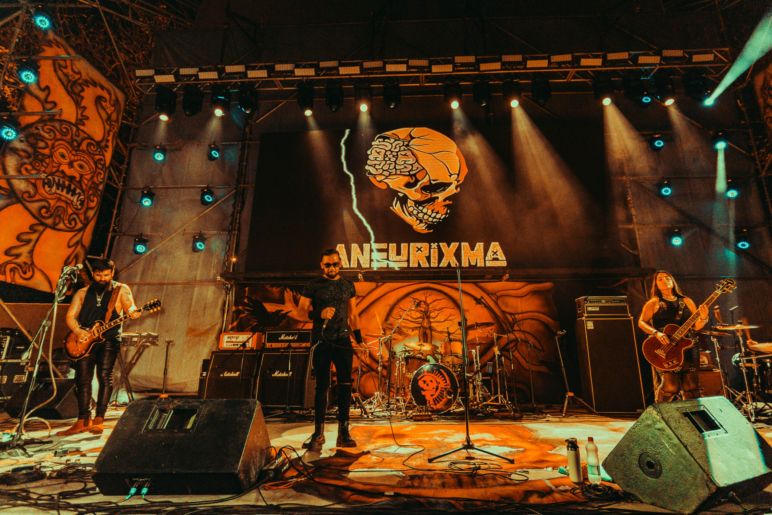 POL DE ANEURIXMA EN CÓDIGO DE ROCK