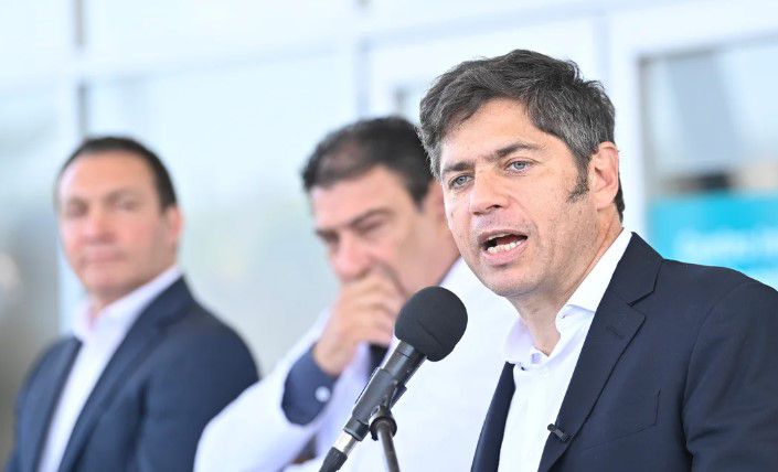 KICILLOF, CONTRA LOS GOBERNADORES DIALOGUISTAS: “NEGOCIAN DEUDA POR LEYES ESPANTOSAS” KICILLOF, CONTRA LOS GOBERNADORES DIALOGUISTAS: “NEGOCIAN DEUDA POR LEYES ESPANTOSAS”