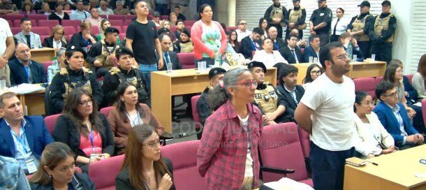 UN JURADO POPULAR DECLARÓ “CULPABLE” AL CLAN SENA POR EL FEMICIDIO DE CECILIA STRZYZOWSKI UN JURADO POPULAR DECLARÓ “CULPABLE” AL CLAN SENA POR EL FEMICIDIO DE CECILIA STRZYZOWSKI