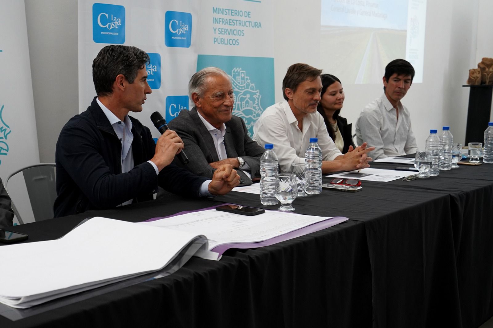 SE LLEVÓ A CABO LA CONSULTA PÚBLICA SOBRE EL PROYECTO DE CONSTRUCCIÓN DE AUTOVÍA R.P. Nº 11, TRAMO: MAR DE AJÓ–PINAMAR