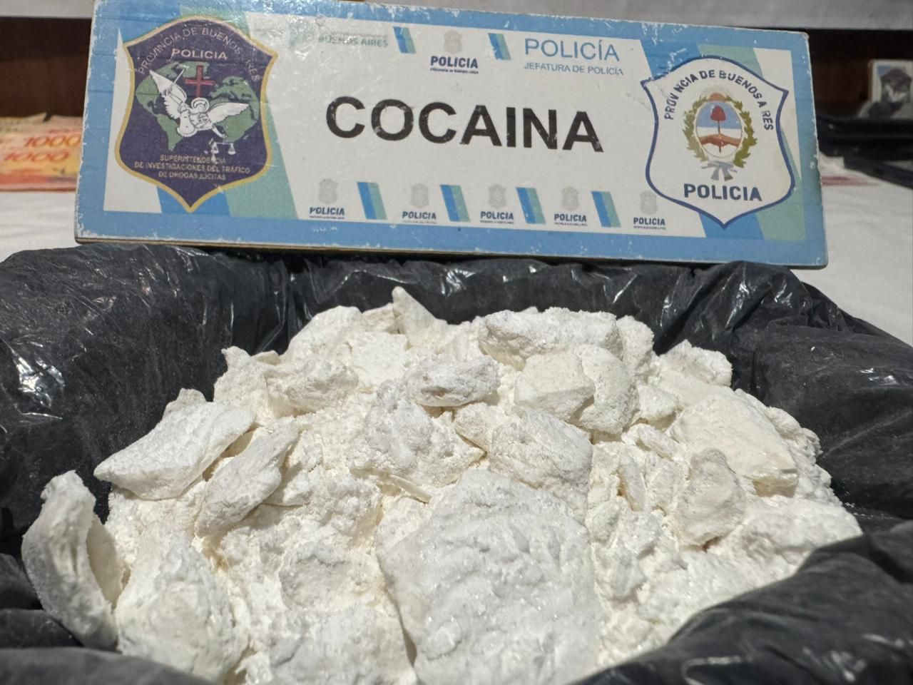 SECUESTRAN COCAÍNA VALUADA EN  MILLONES Y DETIENEN A UN HOMBRE EN UN OPERATIVO EN SAN CLEMENTE
