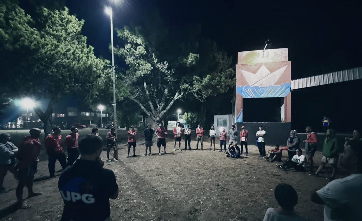 GUARDAVIDAS DE LA COSTA SE REUNIERON EN MAR DEL TUYÚ Y DEFINIERON UN PLAN DE LUCHA POR RECLAMOS SALARIALES post thumbnail image