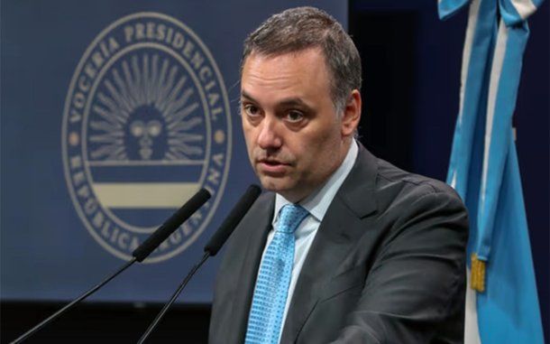 FIN: RENUNCIÓ MANUEL ADORNI post thumbnail image