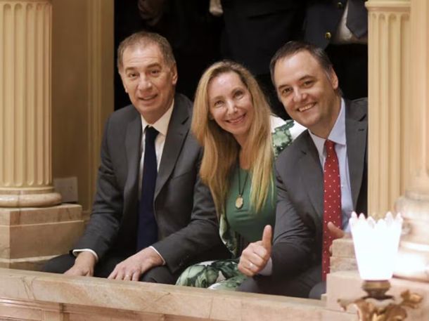 ASEGURAN QUE MANUEL ADORNI YA TIENE UN REEMPLAZANTE EN LA JEFATURA DE GABINETE post thumbnail image