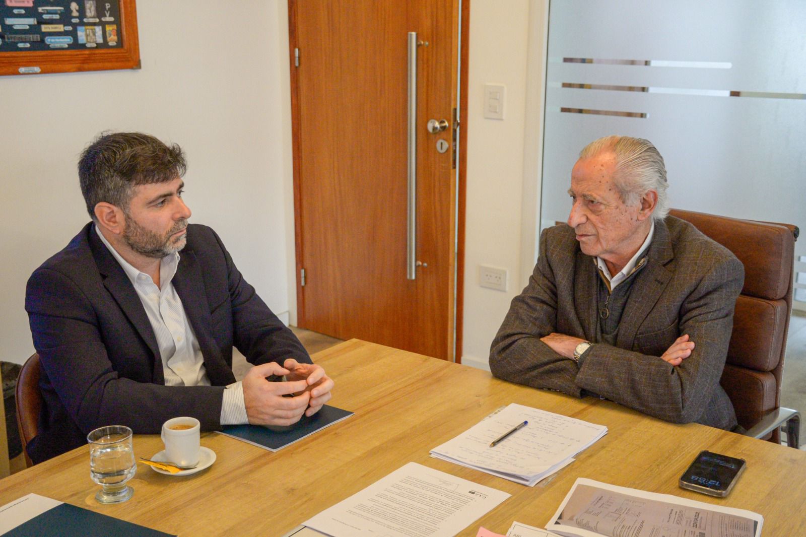 TRAS RECLAMOS POR LA FACTURACIÓN, EDEA SE REUNIÓ CON EL MUNICIPIO DEL PARTIDO DE LA COSTA Y ANUNCIÓ MEDIDAS
